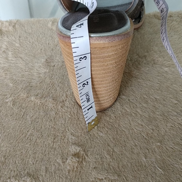 Silver Sequined Open Toe Bootie NWOT - Picture 12 of 12